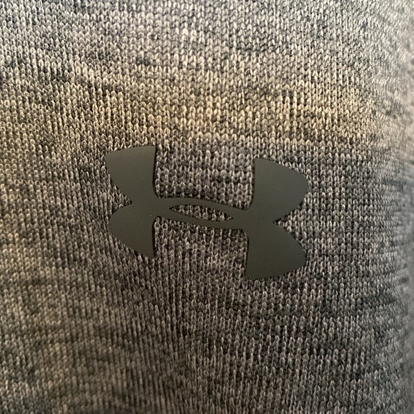 Under Armour Men’s Heathered Gray 1/4 Zip Fleece Pullover - XL - Picture 2 of 9